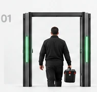 Trabajador atravesando el acceso ScanGo